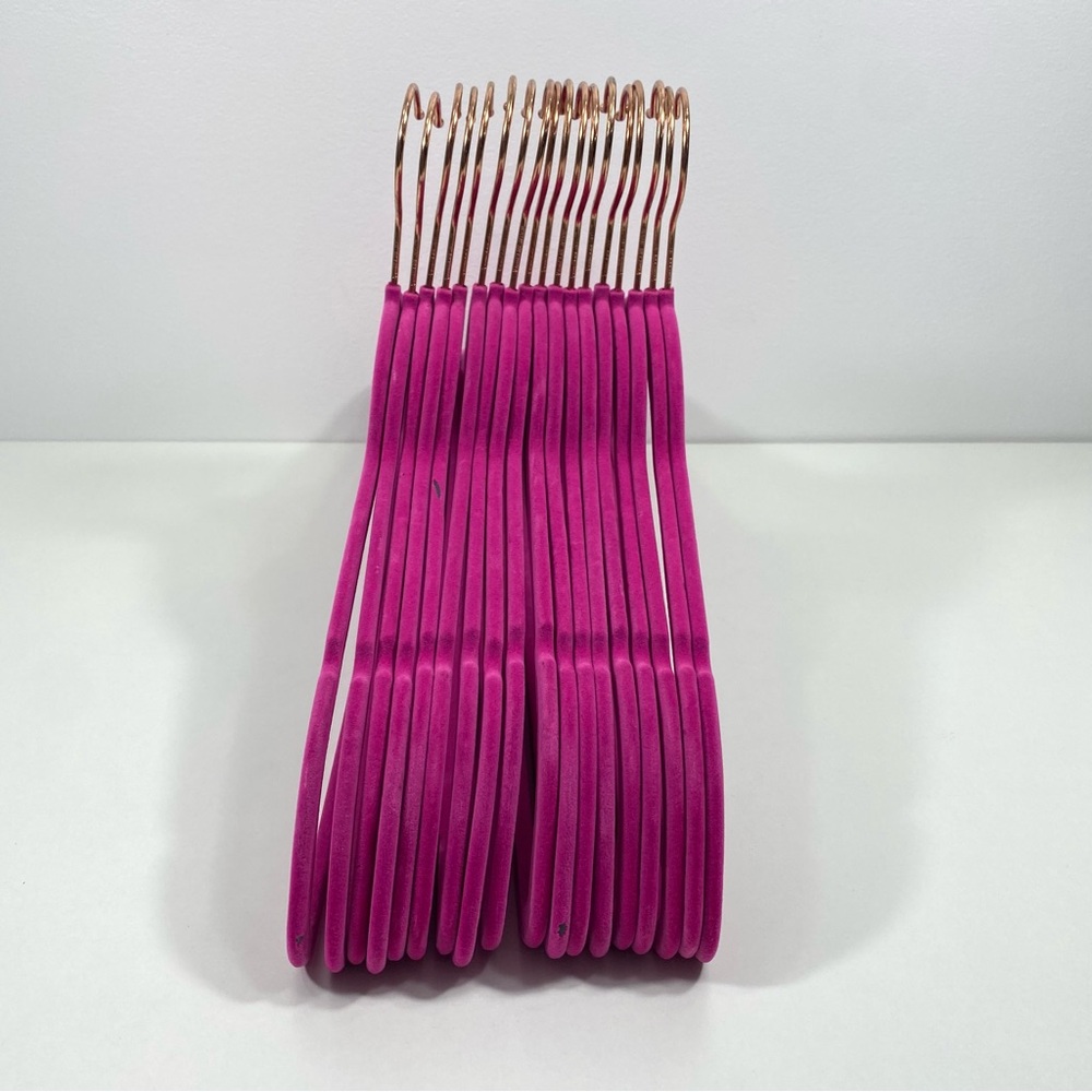 20 Juicy Couture Hot Pink Velvet & Rose Gold Luxe Fashion Style Wardrobe Hangers - Picture 5 of 10